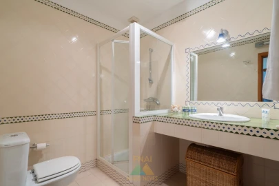 Moradia T4 para Venda em Couto