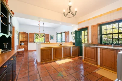 Moradia T4 para Venda em Couto