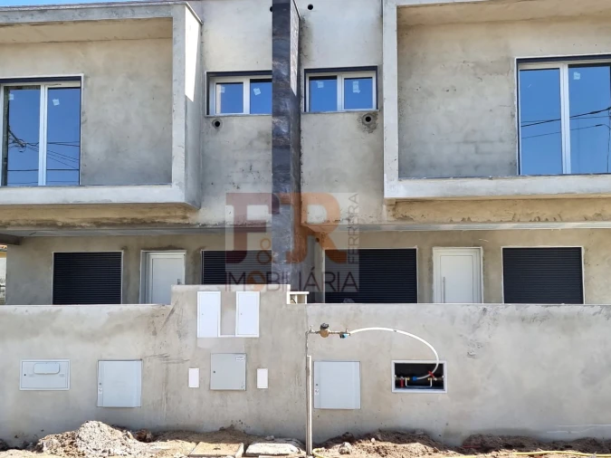 Moradia T4 para Venda em Fernao Ferro Foto 14