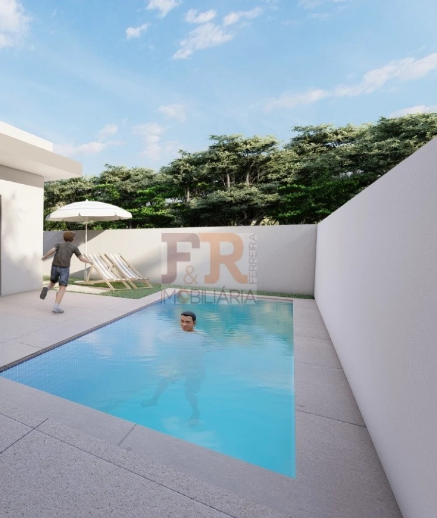 Moradia T4 para Venda em Fernao Ferro Foto 15