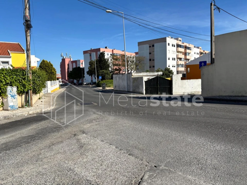 Terreno para Venda em São Domingos de Rana Foto 5