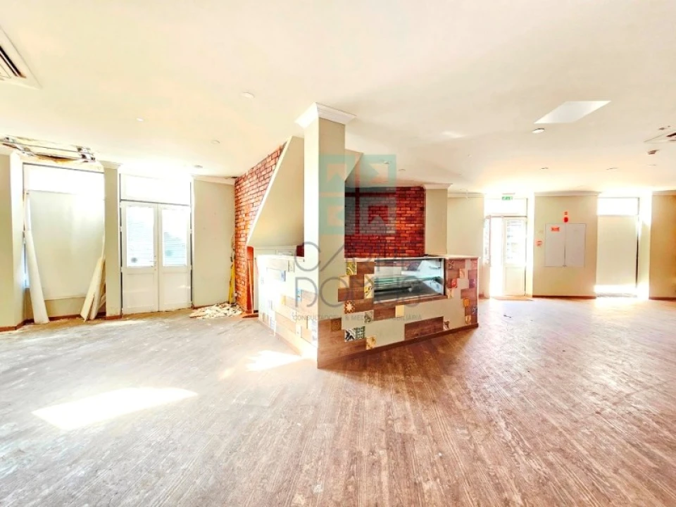 Prédio para Venda em Oeiras e São Julião da Barra, Paço de Arcos e Caxias Foto 5