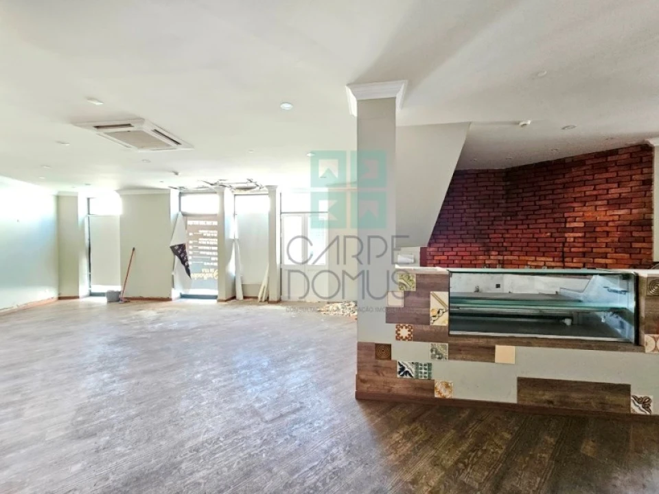 Prédio para Venda em Oeiras e São Julião da Barra, Paço de Arcos e Caxias Foto 13