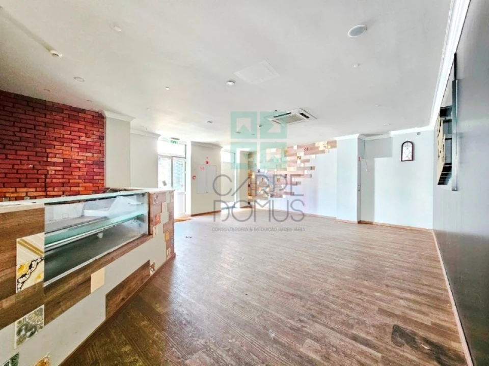 Prédio para Venda em Oeiras e São Julião da Barra, Paço de Arcos e Caxias Foto 14