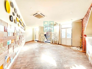 Prédio para Venda em Oeiras e São Julião da Barra, Paço de Arcos e Caxias