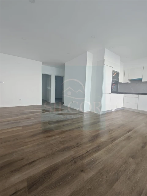 Moradia T3 para Venda em Baixa da Banheira e Vale da Amoreira