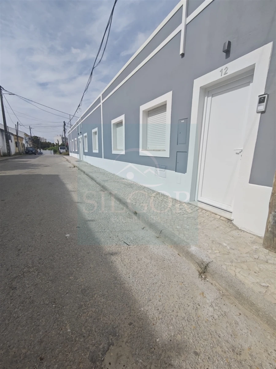 Moradia T3 para Venda em Baixa da Banheira e Vale da Amoreira Foto 19