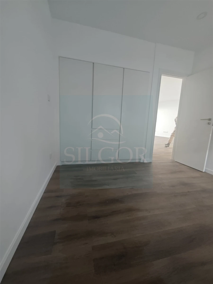 Moradia T3 para Venda em Baixa da Banheira e Vale da Amoreira Foto 15