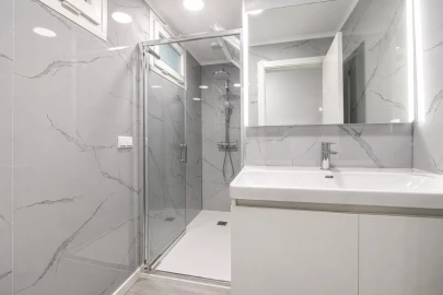 Apartamento T2 para Venda em Oeiras e São Julião da Barra, Paço de Arcos e Caxias