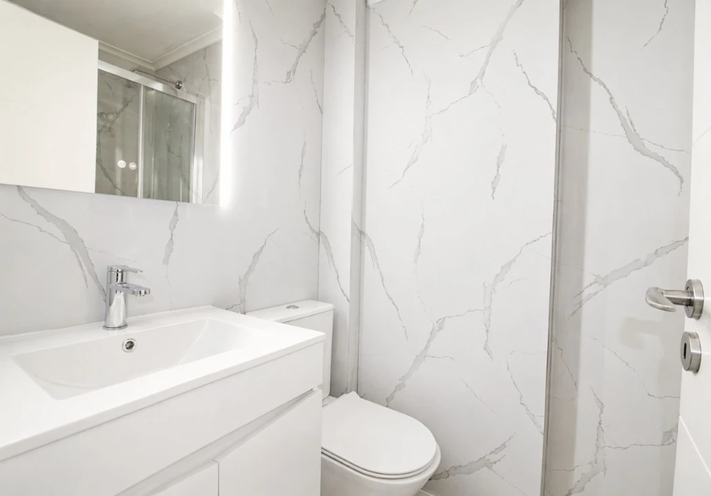 Apartamento T2 para Venda em Benfica Foto 7