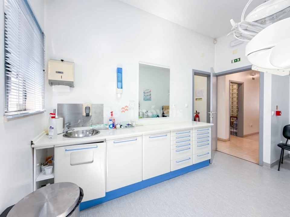 Negócio para Venda em Azinhaga Foto 27