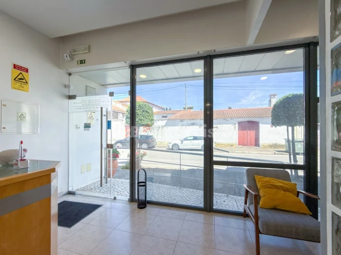 Negócio para Venda em Azinhaga Foto 6