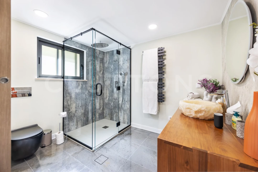 Moradia T6 para Venda em Almancil Foto 31