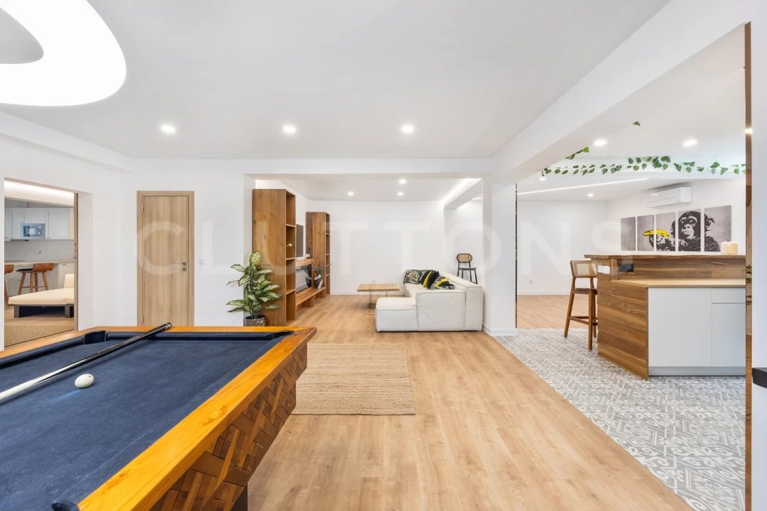 Moradia T6 para Venda em Almancil Foto 42