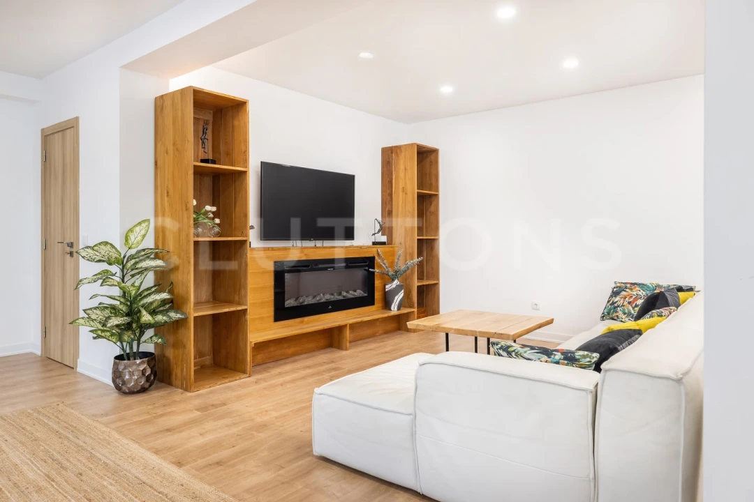 Moradia T6 para Venda em Almancil Foto 45