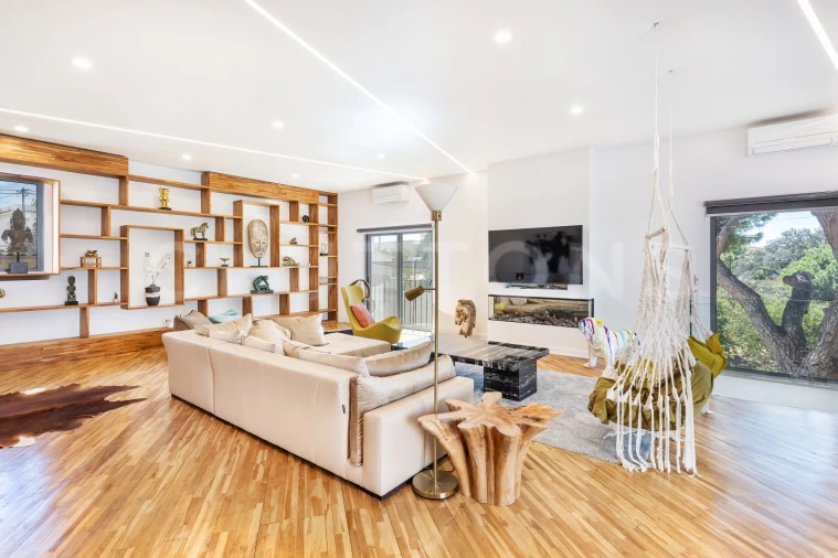 Moradia T6 para Venda em Almancil Foto 9