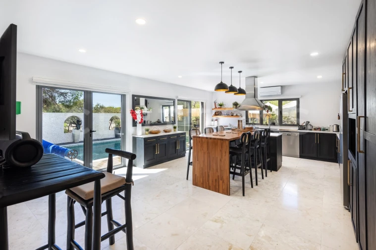 Moradia T6 para Venda em Almancil Foto 18