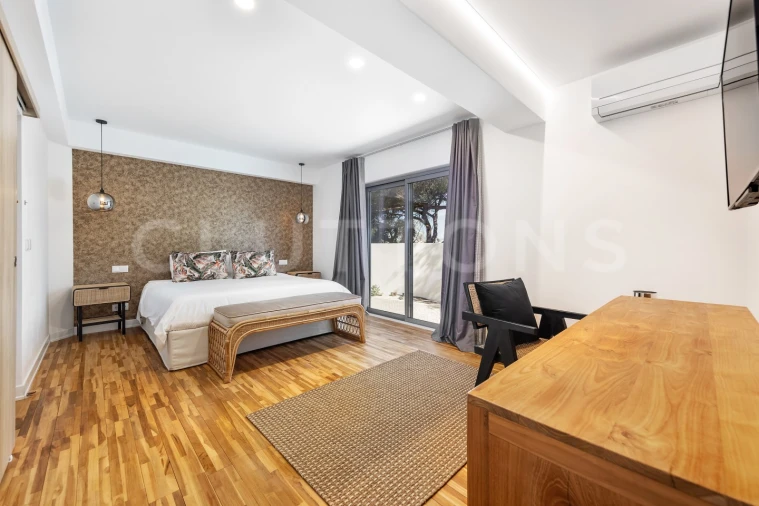 Moradia T6 para Venda em Almancil Foto 22