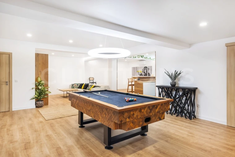 Moradia T6 para Venda em Almancil Foto 39