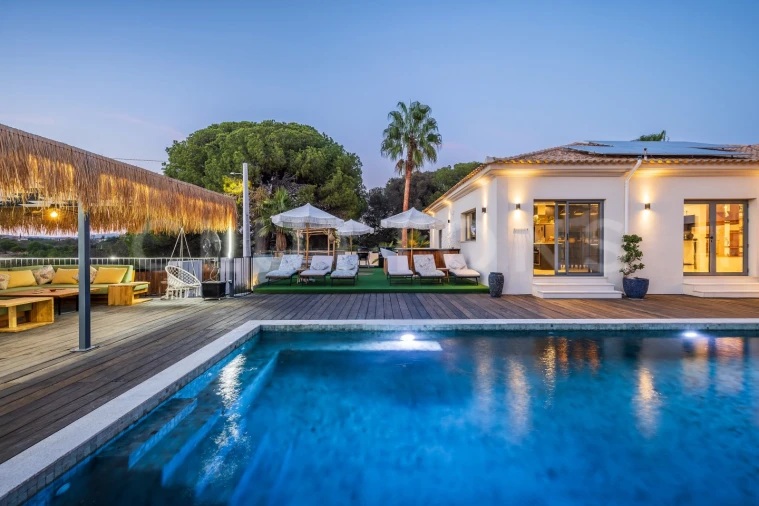 Moradia T6 para Venda em Almancil Foto 79