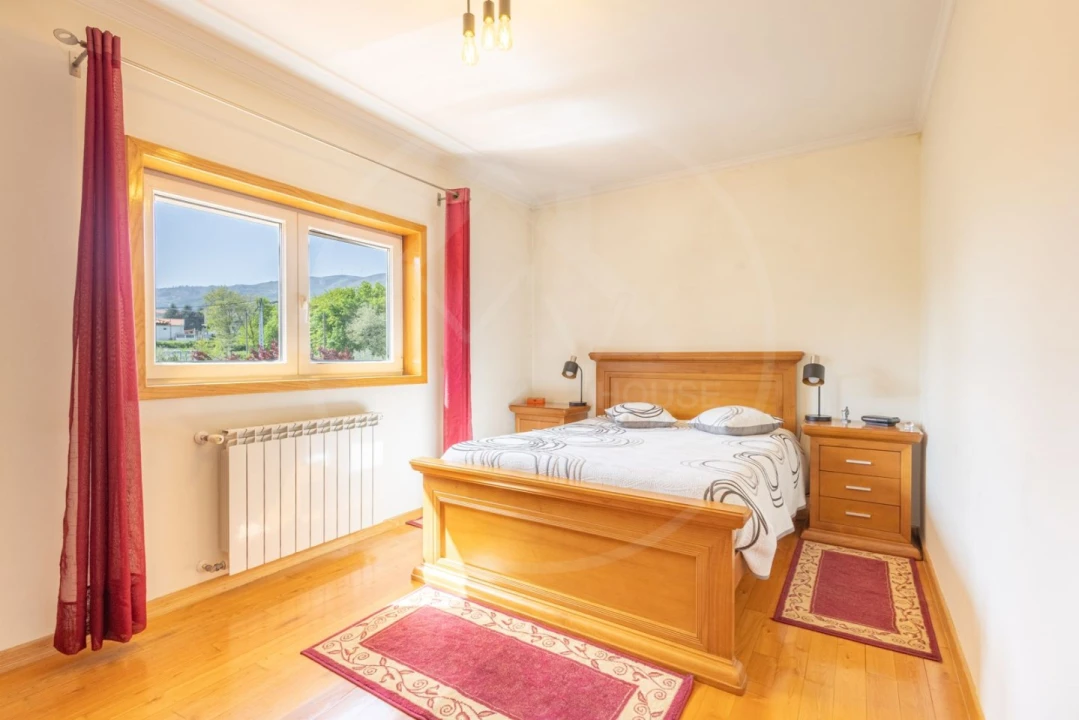 Moradia T5 para Venda em Adoufe e Vilarinho de Samardã Foto 15