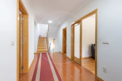 Moradia T5 para Venda em Adoufe e Vilarinho de Samardã