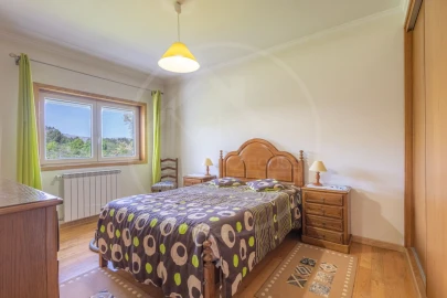 Moradia T5 para Venda em Adoufe e Vilarinho de Samardã