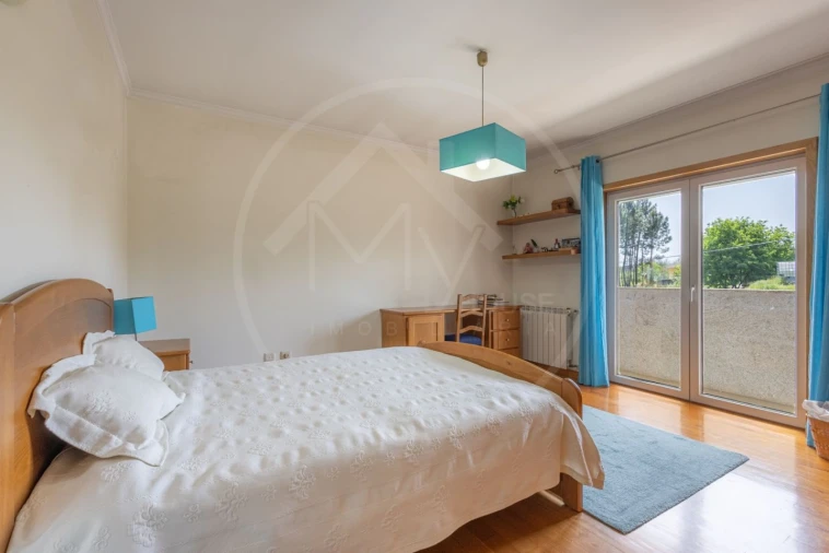 Moradia T5 para Venda em Adoufe e Vilarinho de Samardã Foto 20