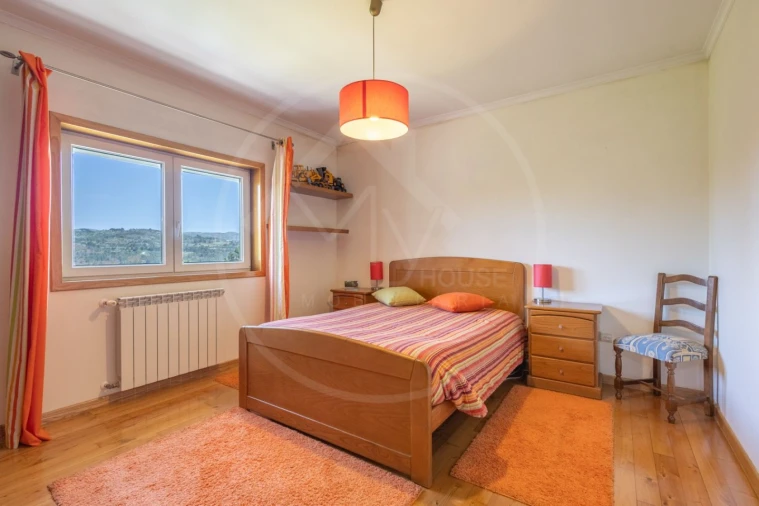 Moradia T5 para Venda em Adoufe e Vilarinho de Samardã Foto 25