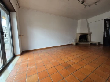 Apartamento T3 para Venda em Leiria, Pousos, Barreira e Cortes