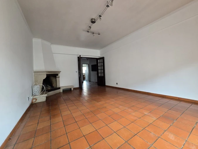 Apartamento T3 para Venda em Leiria, Pousos, Barreira e Cortes Foto 13