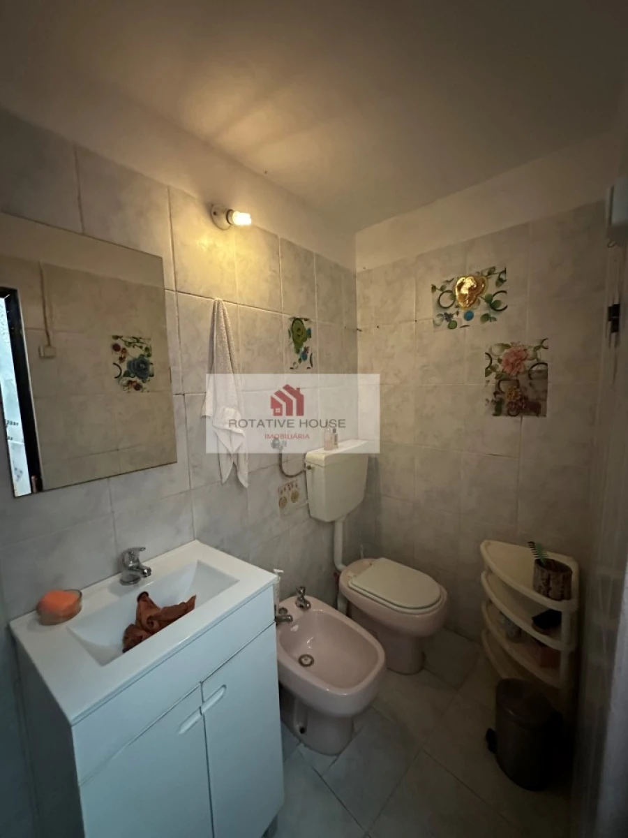 Moradia T2 para Venda em Faro (Sé e São Pedro) Foto 11