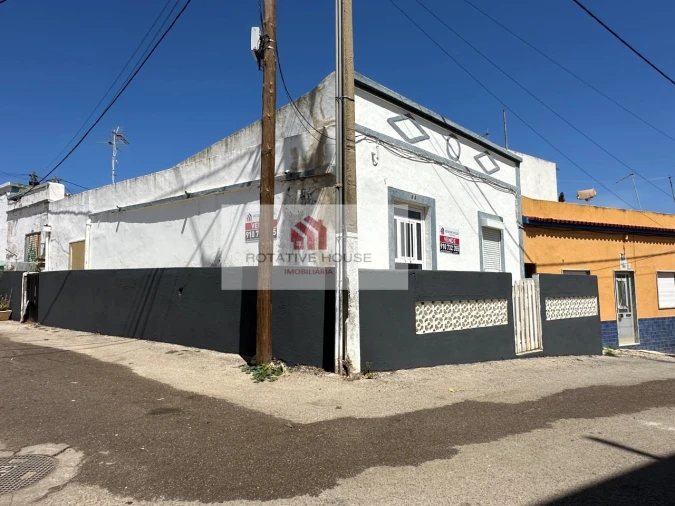 Moradia T2 para Venda em Faro (Sé e São Pedro) Foto 17