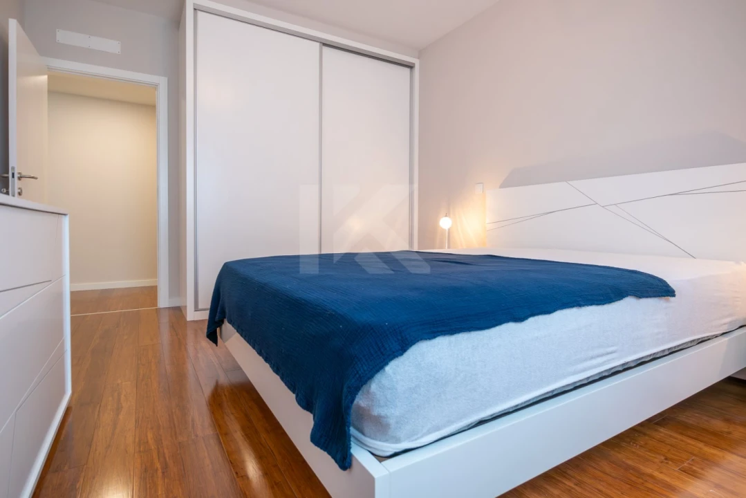 Apartamento T1 para Arrendamento em São Martinho Foto 16