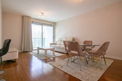 Apartamento T1 para Arrendamento em São Martinho