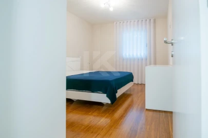 Apartamento T1 para Arrendamento em São Martinho
