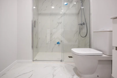 Apartamento T1 para Arrendamento em São Martinho