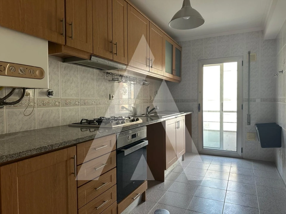 Apartamento T2 para Venda em Oliveira do Bairro Foto 6