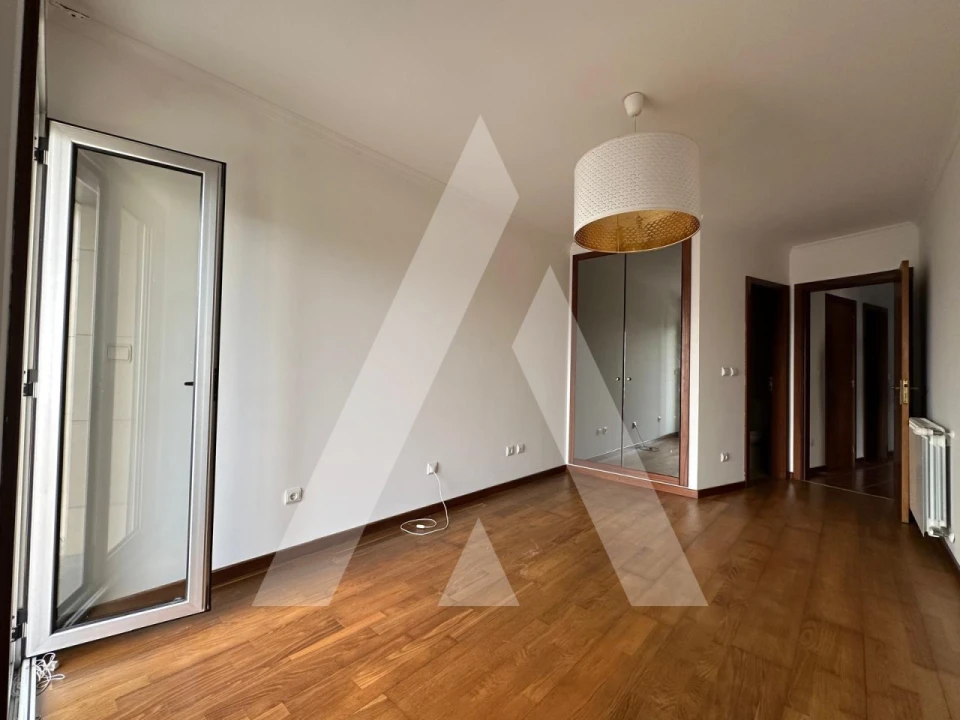 Apartamento T2 para Venda em Oliveira do Bairro Foto 8