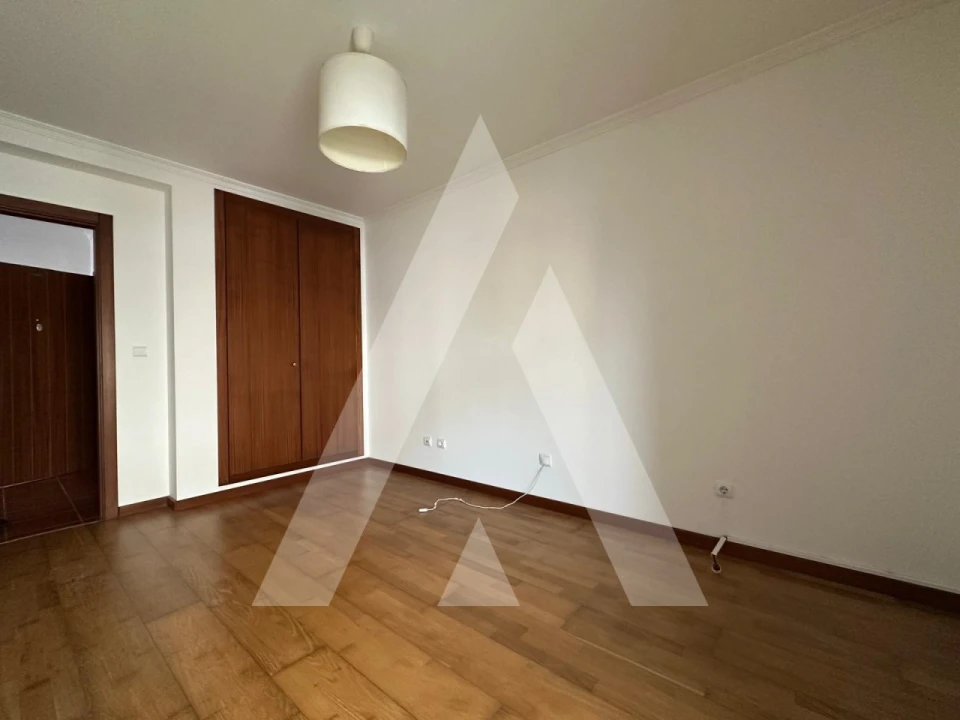 Apartamento T2 para Venda em Oliveira do Bairro Foto 16