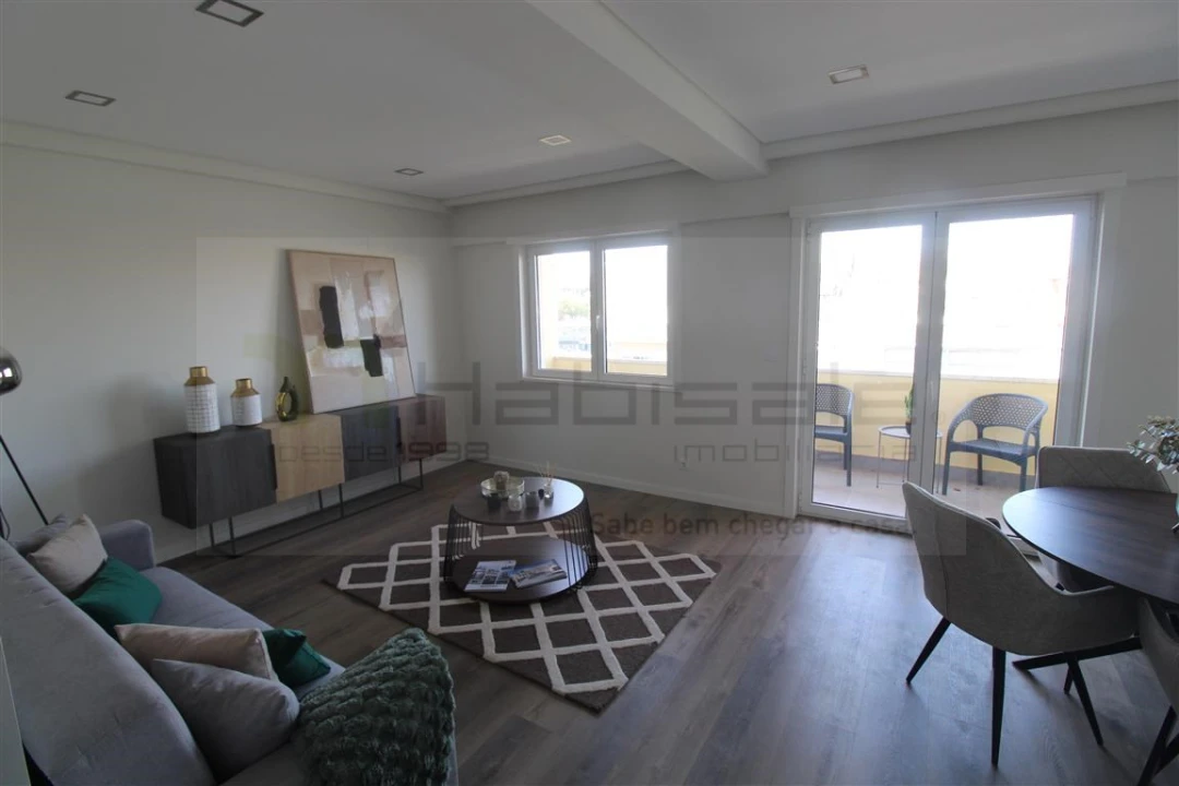 Apartamento T3 para Venda em Benfica Foto 20