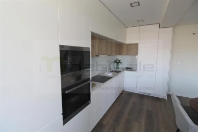 Apartamento T3 para Venda em Benfica