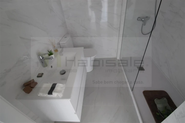 Apartamento T3 para Venda em Benfica Foto 8
