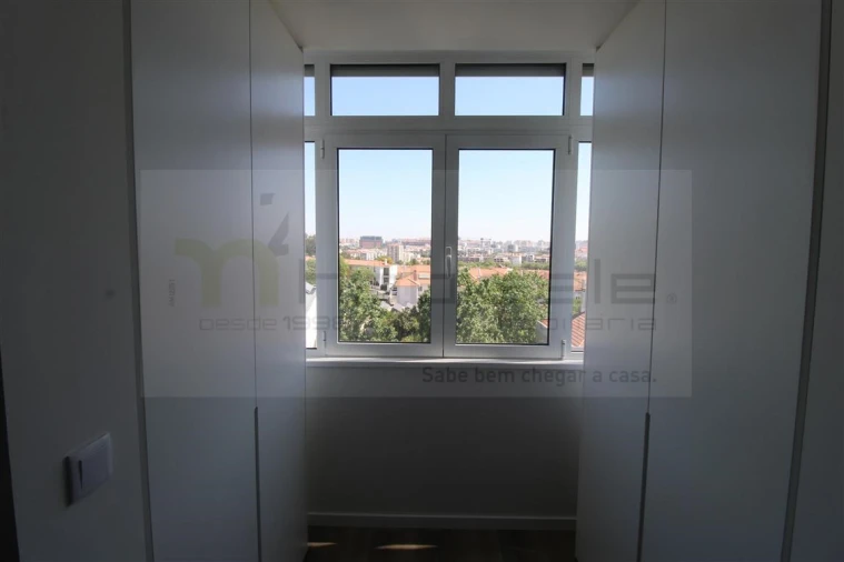Apartamento T3 para Venda em Benfica Foto 12
