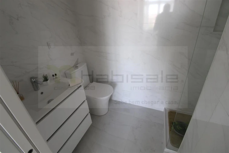 Apartamento T3 para Venda em Benfica Foto 13