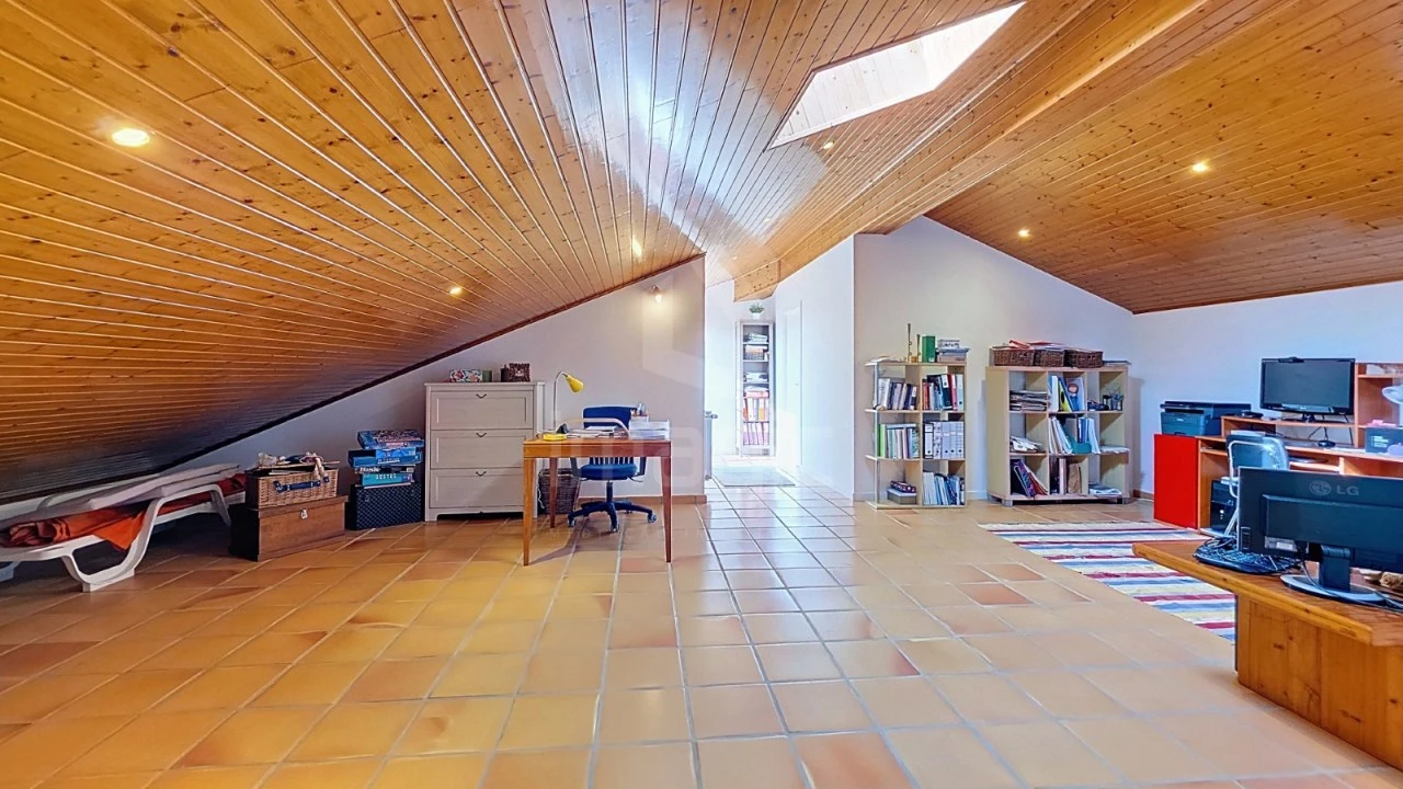 Moradia T4 para Venda em Encarnação Foto 32