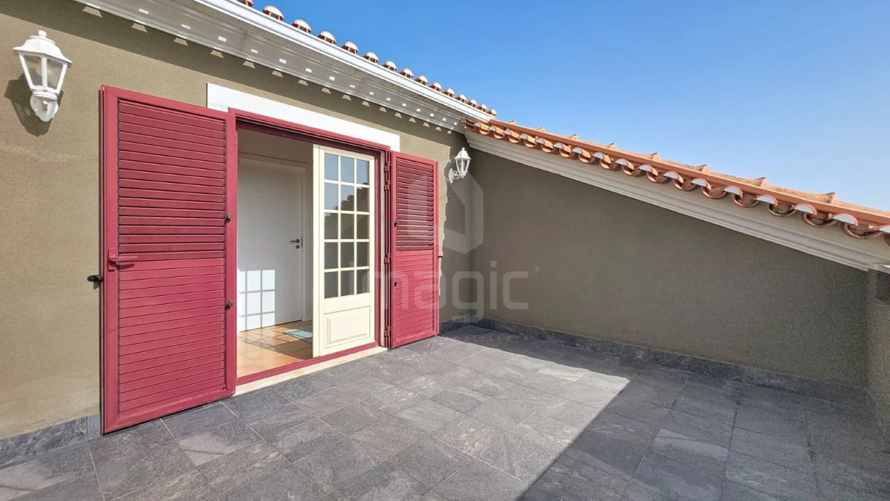 Moradia T4 para Venda em Encarnação Foto 37