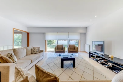 Moradia T5 para Venda em Póvoa de Varzim, Beiriz e Argivai