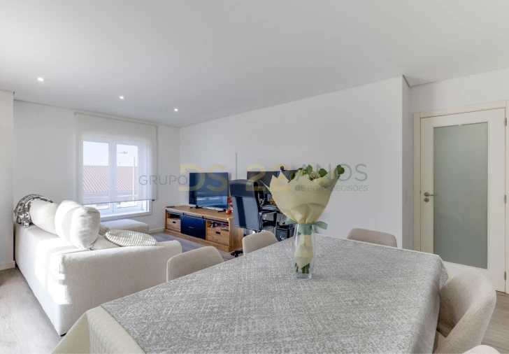 Apartamento T2 para Venda em Vila do Conde Foto 2