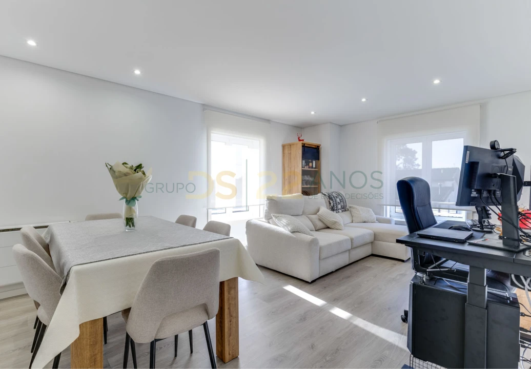 Apartamento T2 para Venda em Vila do Conde Foto 3